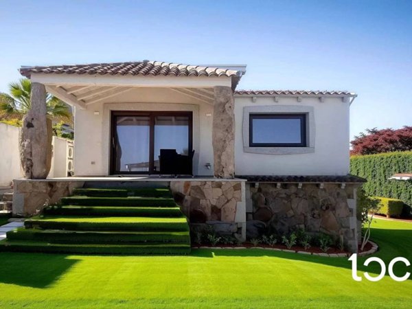 casa indipendente in vendita a Loiri Porto San Paolo in zona Trudda
