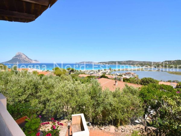casa indipendente in vendita a Loiri Porto San Paolo in zona Vaccileddi.