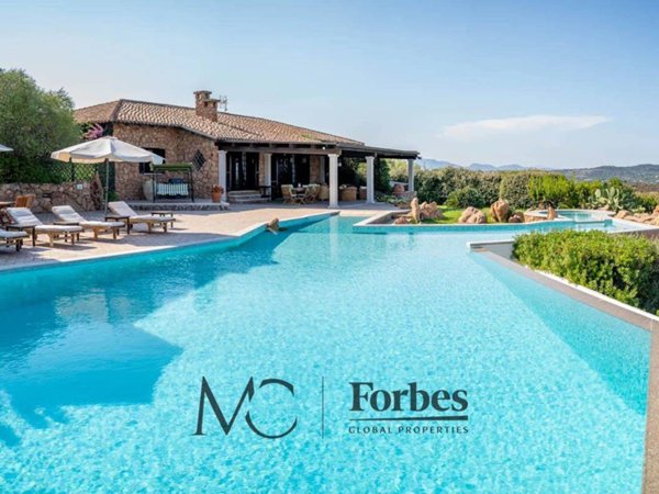 casa indipendente in vendita a Loiri Porto San Paolo in zona Vaccileddi.