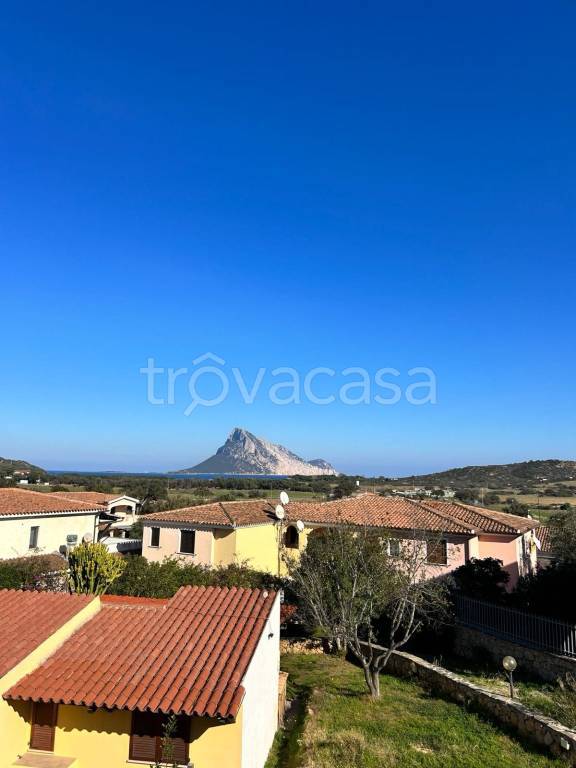 appartamento in vendita a Loiri Porto San Paolo in zona Vaccileddi.