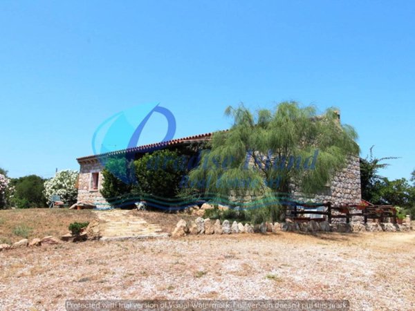 casa indipendente in vendita a Sant'Antonio di Gallura