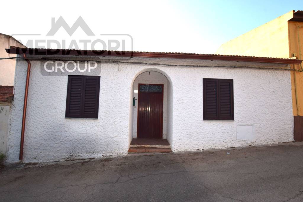 casa indipendente in vendita a Santa Maria Coghinas