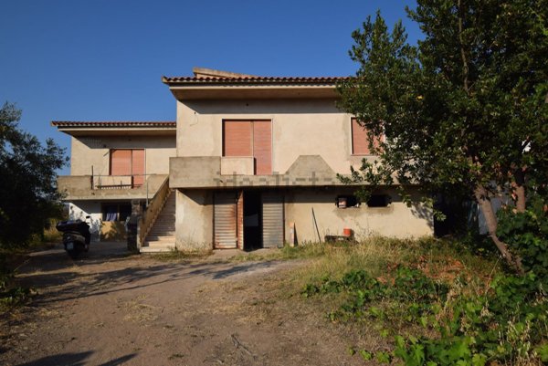casa indipendente in vendita a Santa Maria Coghinas