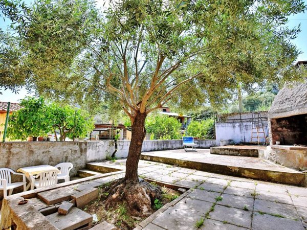 casa indipendente in vendita a Santa Maria Coghinas in zona La Scalitta