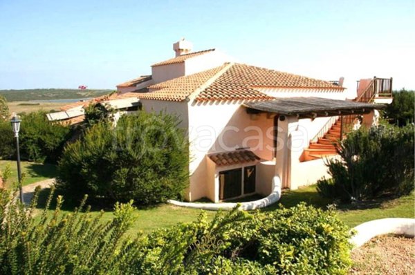 casa indipendente in vendita a Stintino