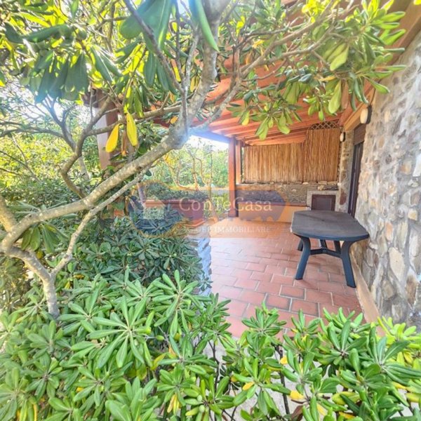 casa indipendente in vendita a Stintino