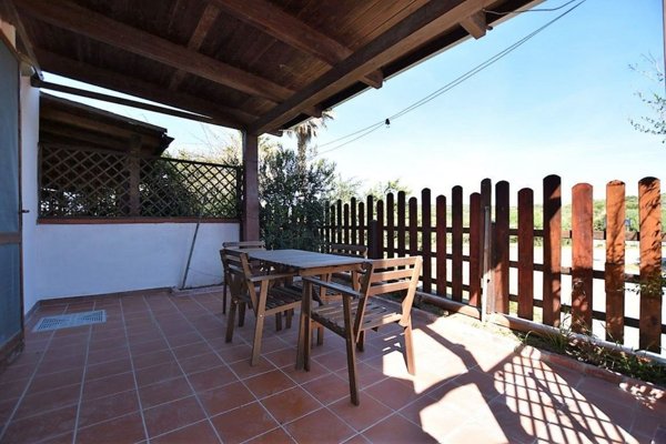 casa indipendente in vendita a Stintino