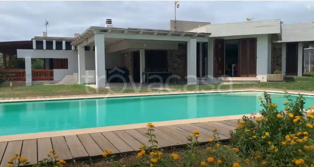 casa indipendente in vendita a Stintino