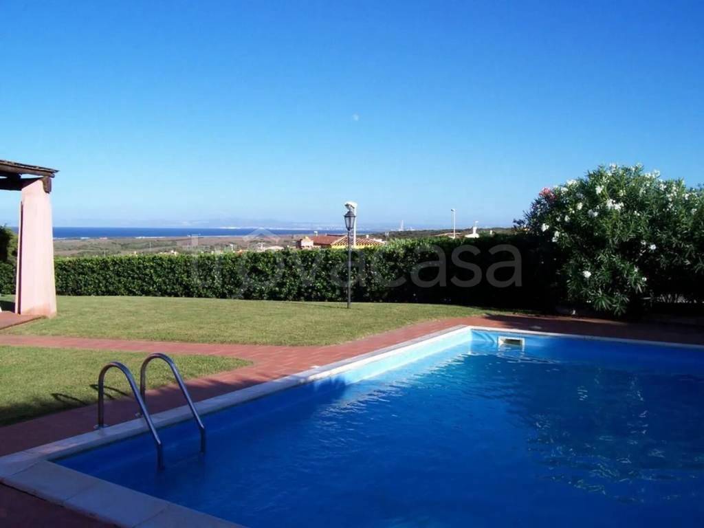 casa indipendente in vendita a Stintino