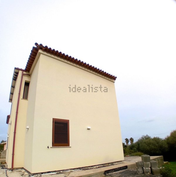 casa indipendente in vendita a Stintino