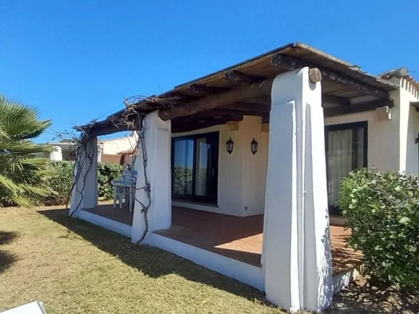 casa indipendente in vendita a Stintino