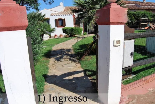 casa indipendente in vendita a Stintino