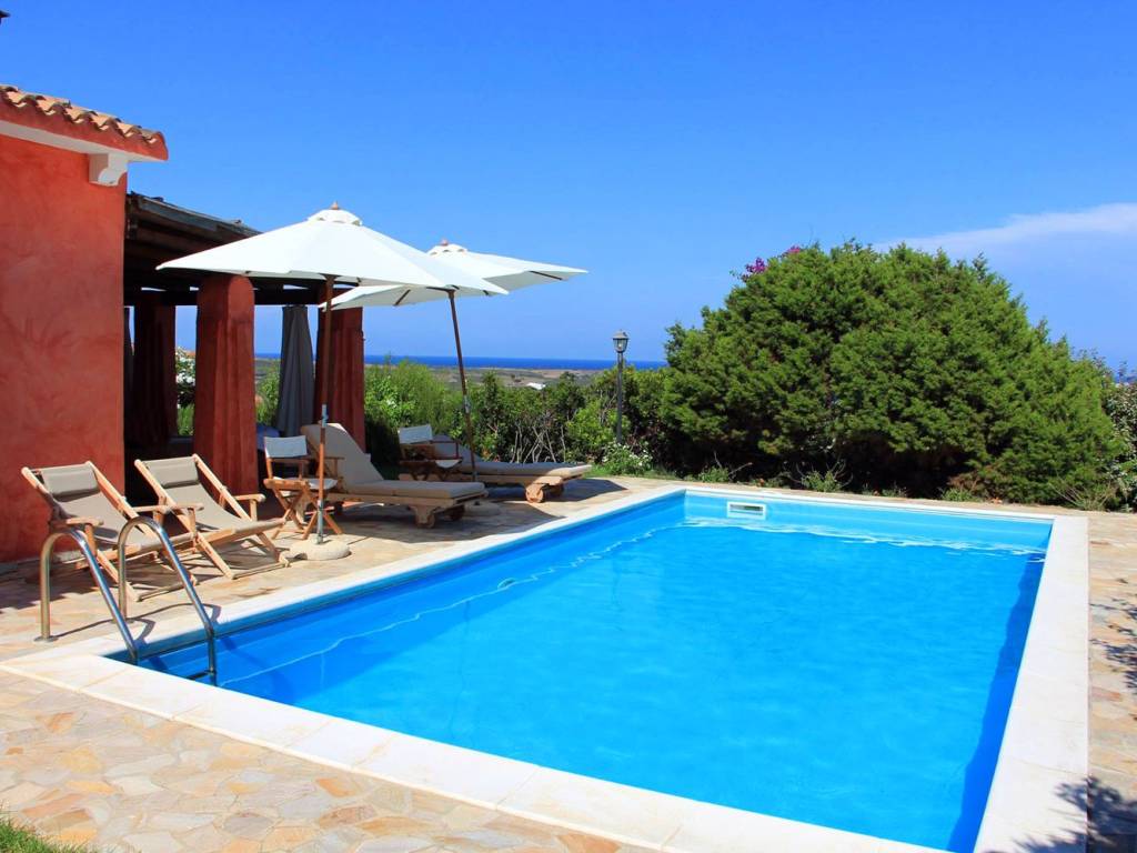 casa indipendente in vendita a Stintino