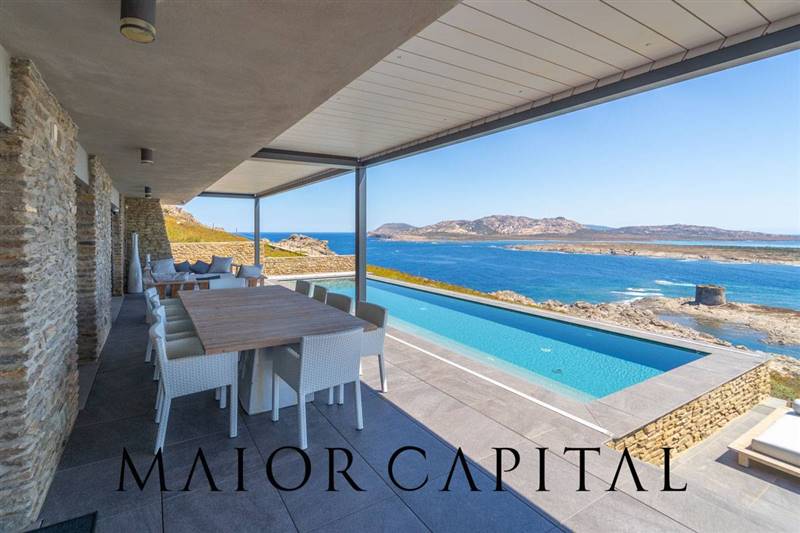 casa indipendente in vendita a Stintino