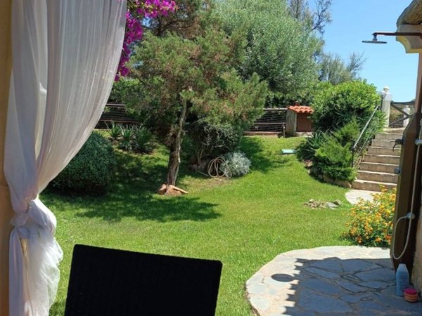 casa indipendente in vendita a Stintino
