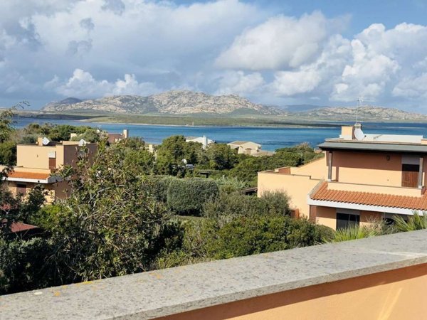 casa indipendente in vendita a Stintino