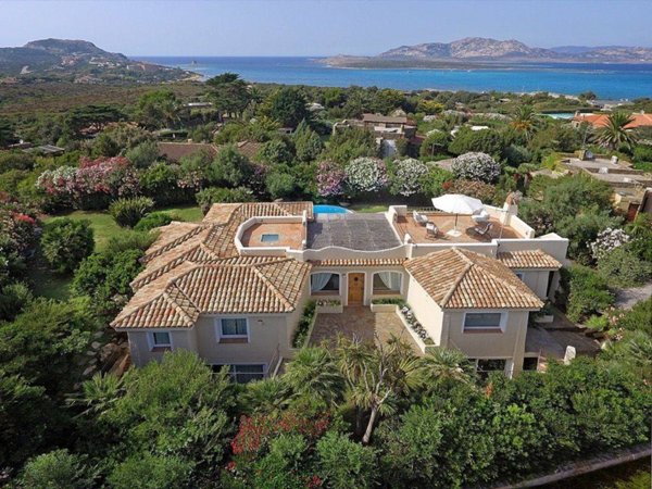 casa indipendente in vendita a Stintino