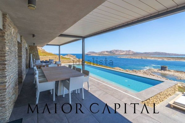 casa indipendente in vendita a Stintino