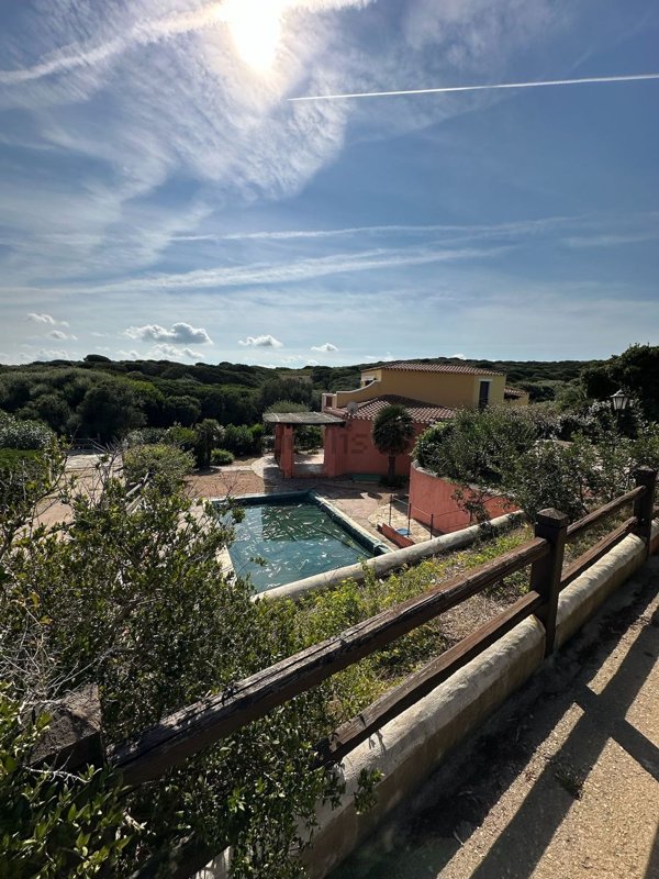 casa indipendente in vendita a Stintino