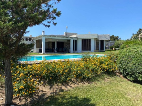 casa indipendente in vendita a Stintino