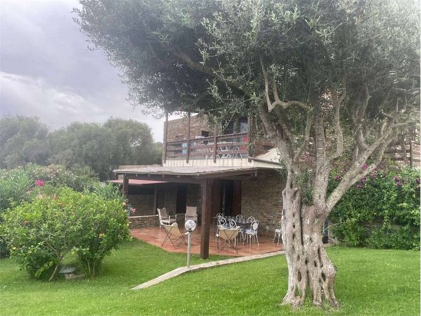 casa indipendente in vendita a Stintino