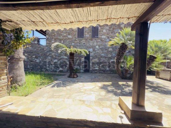 casa indipendente in vendita a Stintino