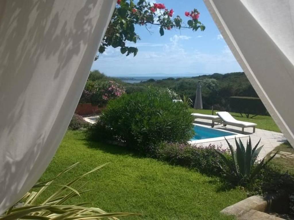 casa indipendente in vendita a Stintino