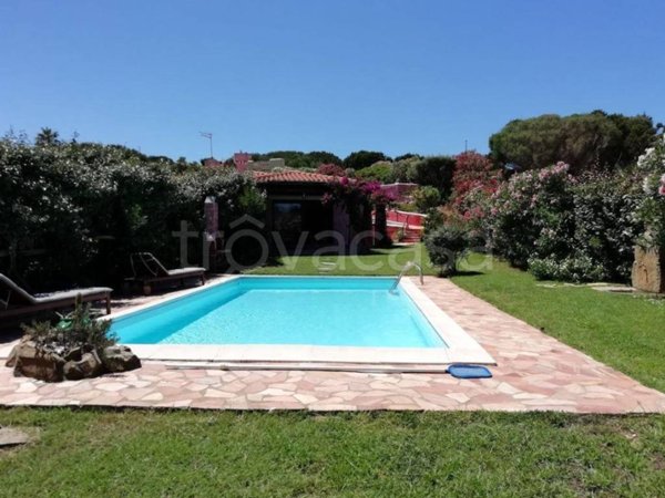 casa indipendente in vendita a Stintino