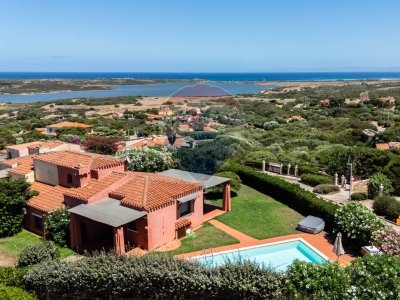 casa indipendente in vendita a Stintino