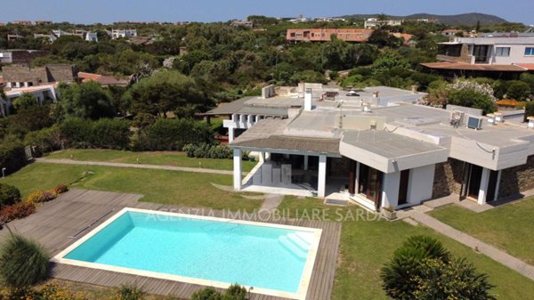 casa indipendente in vendita a Stintino