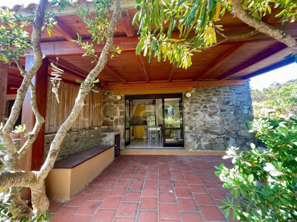 casa indipendente in vendita a Stintino