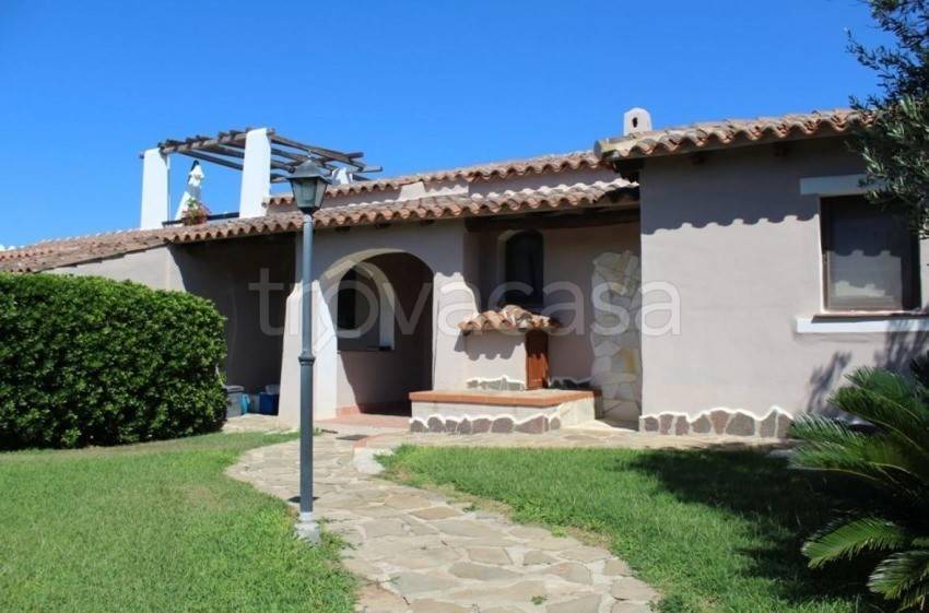 casa indipendente in vendita a Stintino