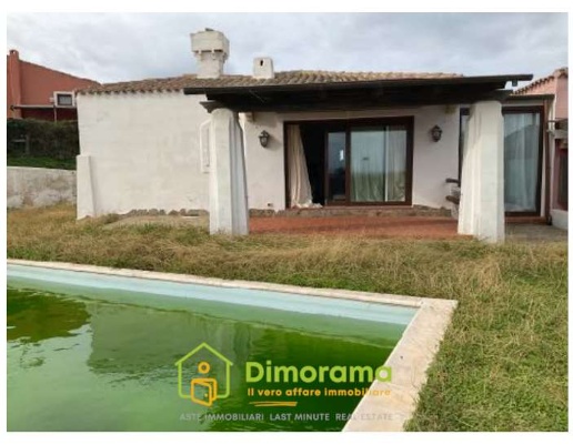 casa indipendente in vendita a Stintino