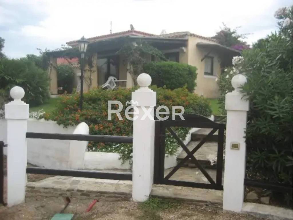 casa indipendente in vendita a Stintino