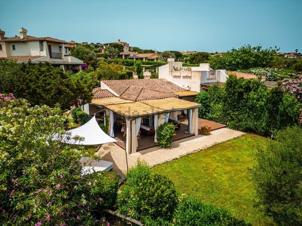 casa indipendente in vendita a Stintino