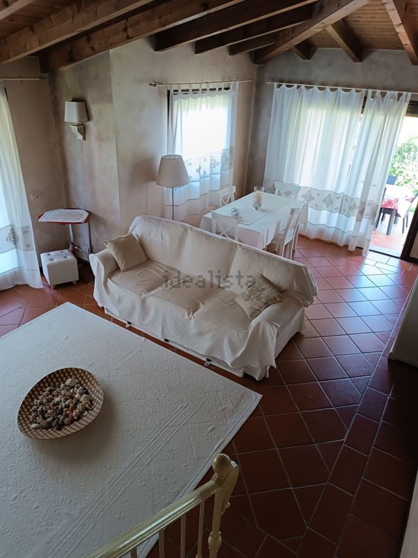 casa indipendente in vendita a Stintino