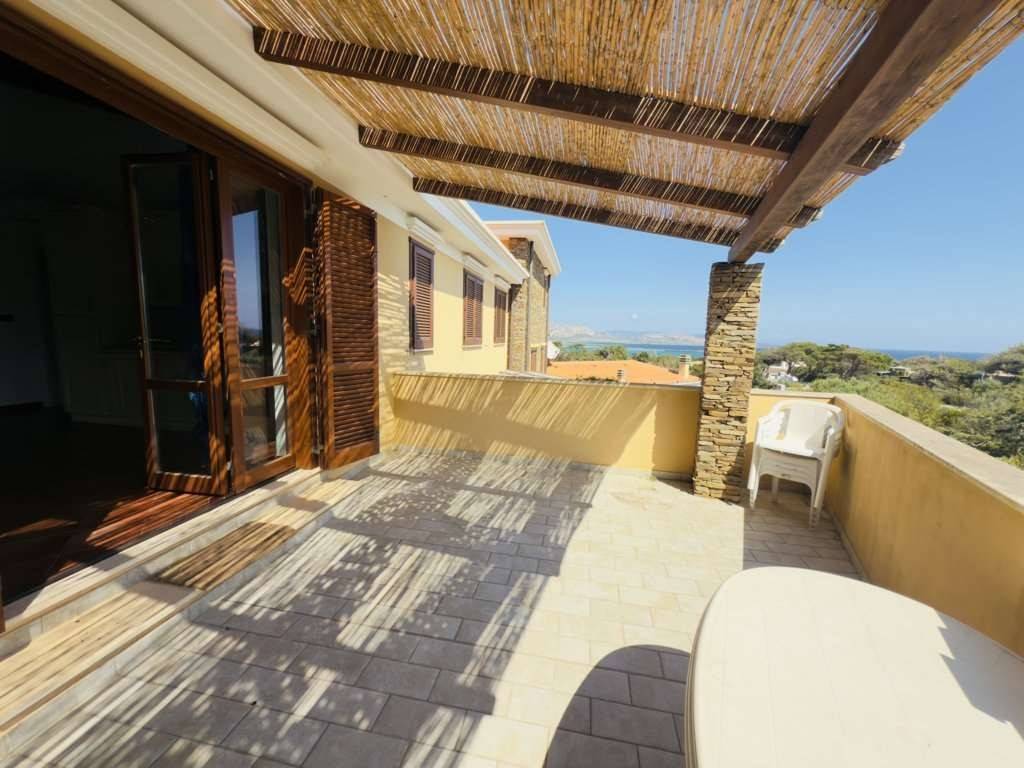 casa indipendente in vendita a Stintino in zona Rocca Ruja