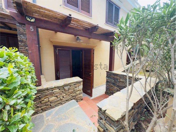 casa indipendente in vendita a Stintino