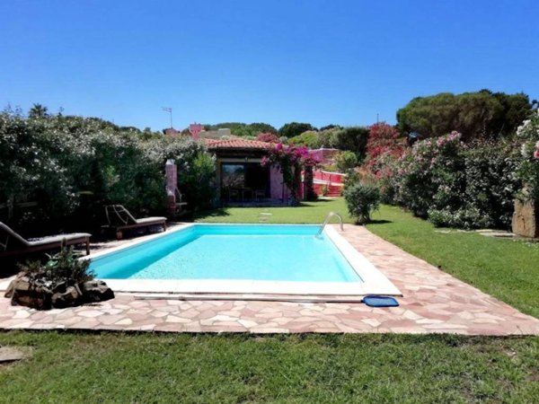 esavano in vendita a Stintino