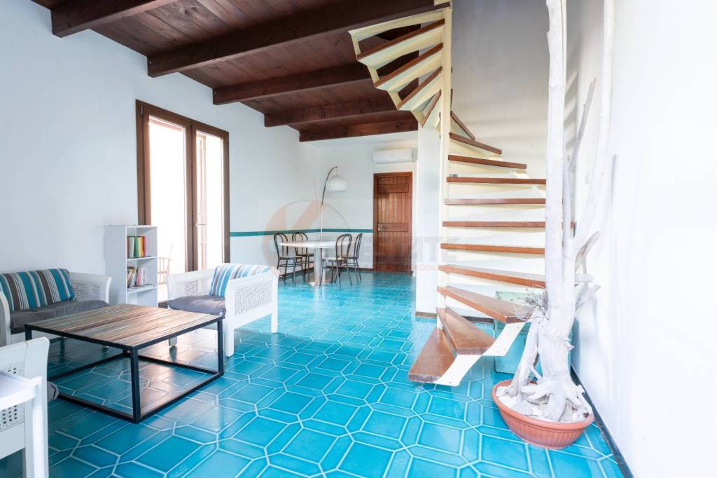 casa indipendente in vendita a Stintino