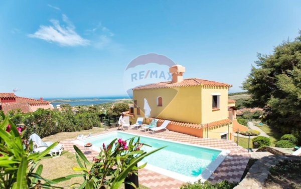 casa indipendente in vendita a Stintino