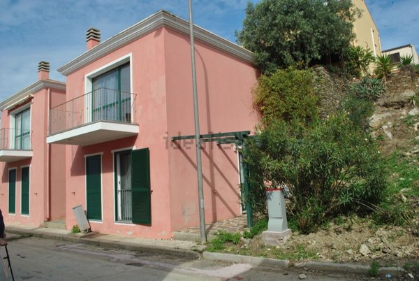 casa indipendente in vendita a Stintino