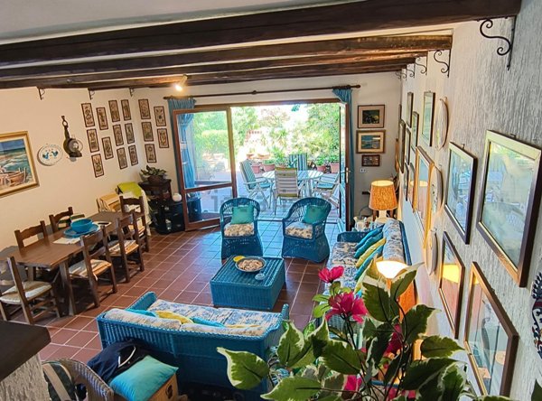 casa indipendente in vendita a Stintino