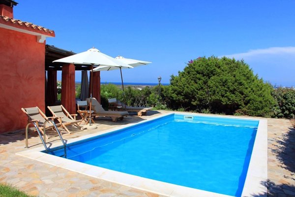 casa indipendente in vendita a Stintino