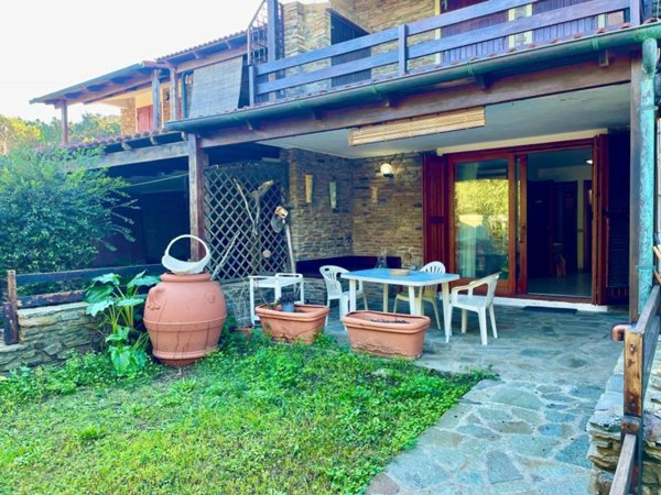 casa indipendente in vendita a Stintino in zona Rocca Ruja