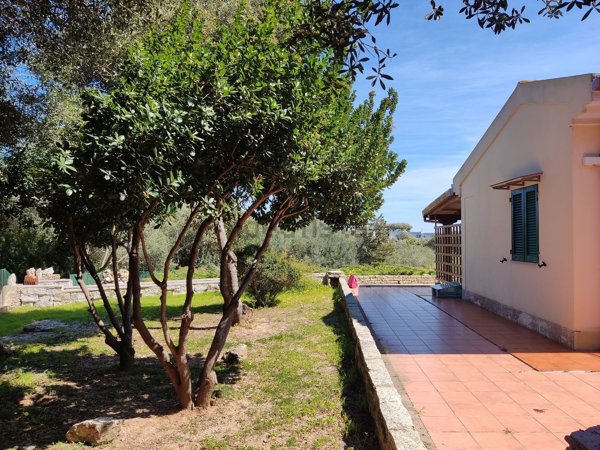 casa indipendente in vendita a Stintino