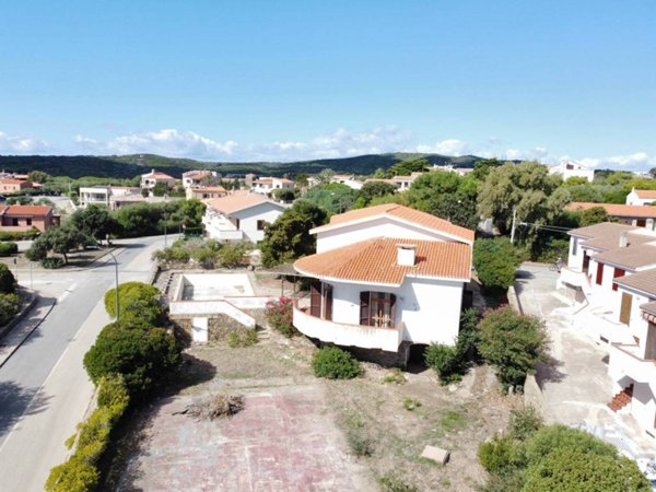 casa indipendente in vendita a Stintino