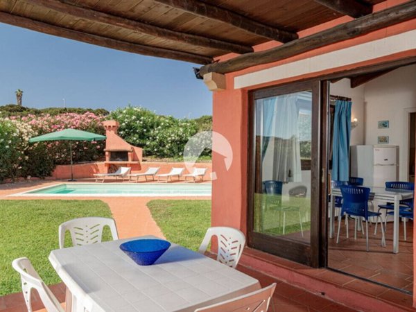 casa indipendente in vendita a Stintino