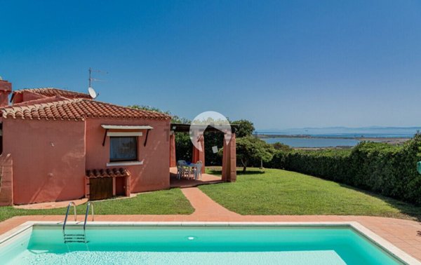 casa indipendente in vendita a Stintino
