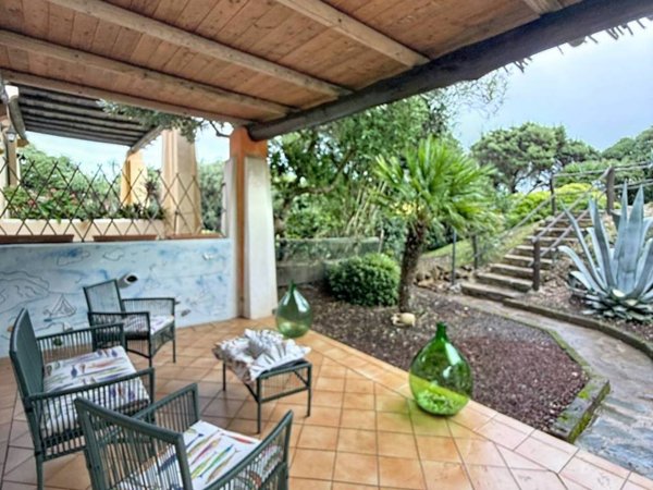 casa indipendente in vendita a Stintino